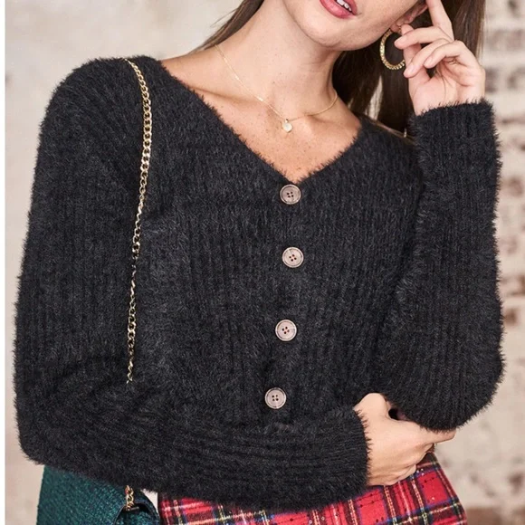 Beck Fuzzy Cropped Cardigan - Picture 2 of 7